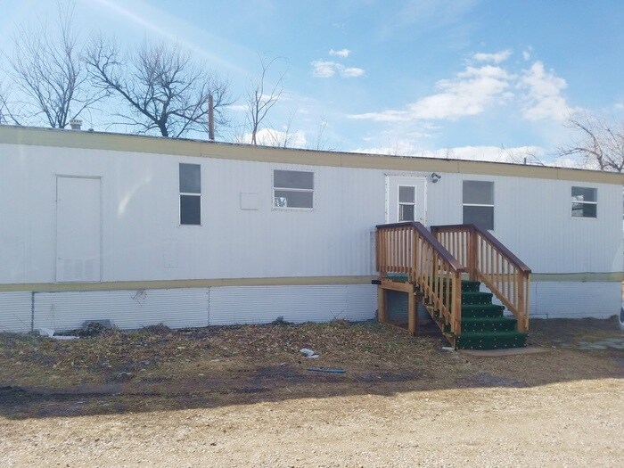 Primary Photo - 4409 Summit Dr