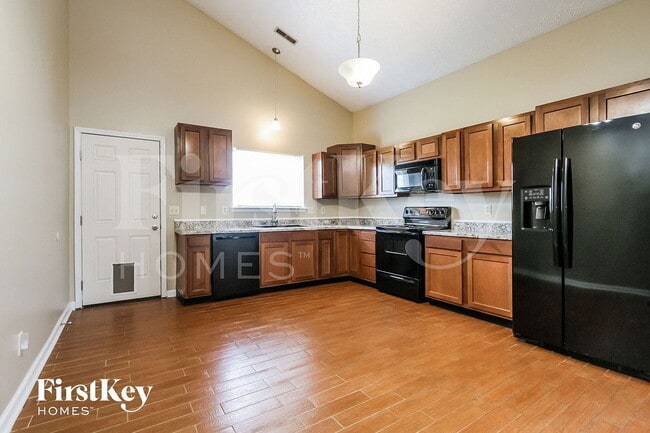 Building Photo - Single Family Home