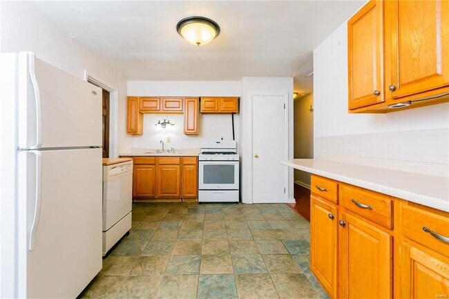 Foto del edificio - 5935 Victoria Ave