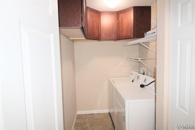 Building Photo - 1124 Welsh Dr