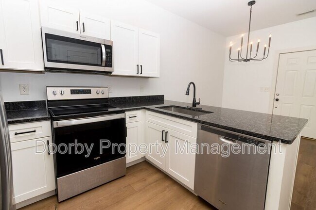 Foto del edificio - 3016 N Chamberlain Ave