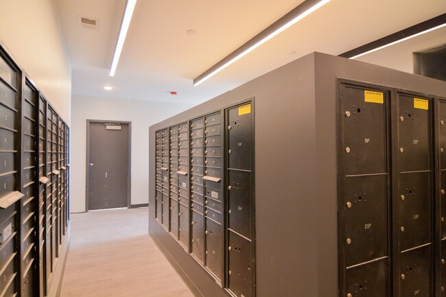 Room for pakages - Union at Antelope Valley
