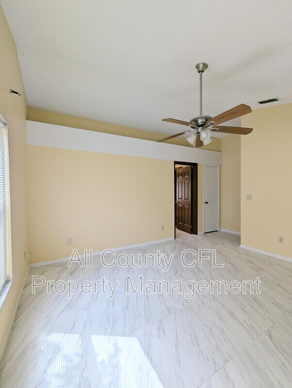 Foto del edificio - 6645 Meritmoor Cir