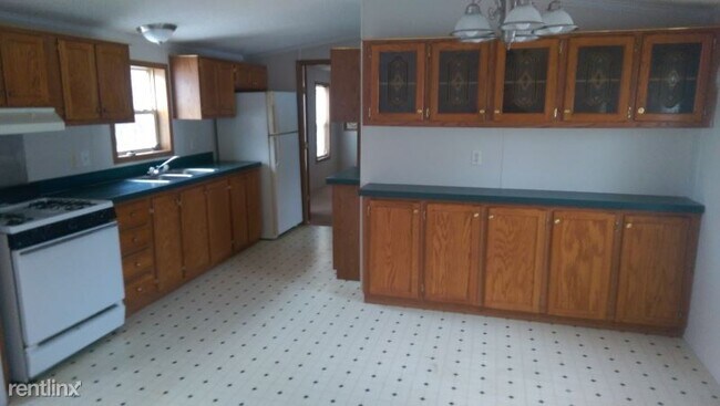 Building Photo - 3 br, 2 bath Mobile Home - 591 Ridge Row Dr