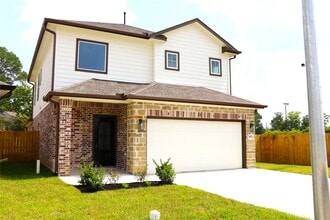 Building Photo - 16602 Bonnie Sean Dr