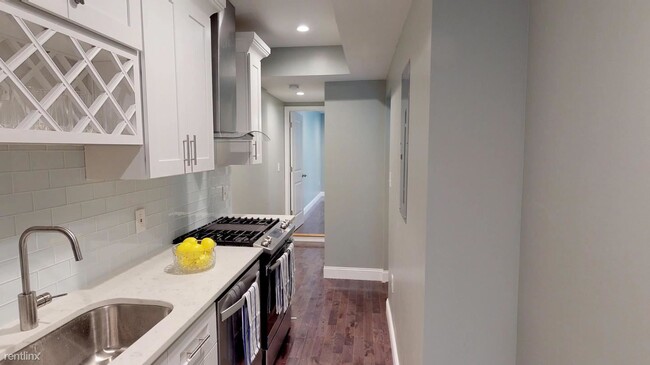 Building Photo - 1 br, 1 bath House - 744 S 9th St Private ...