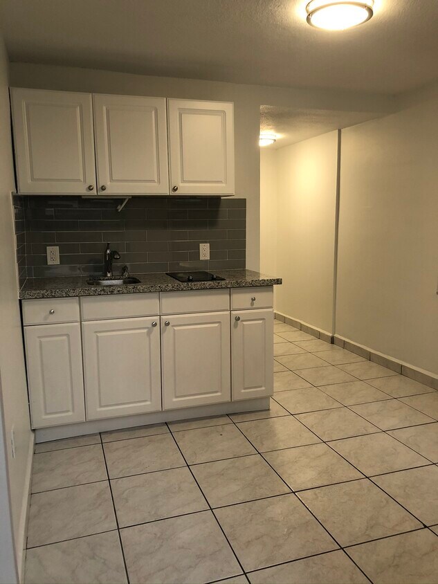 4760 SW 4th St, Coral Gables, FL 33134 Townhome Rentals in Coral