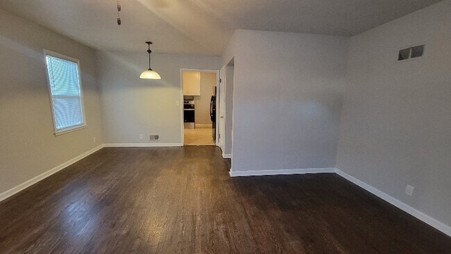 Foto del edificio - 4335 S 50th St