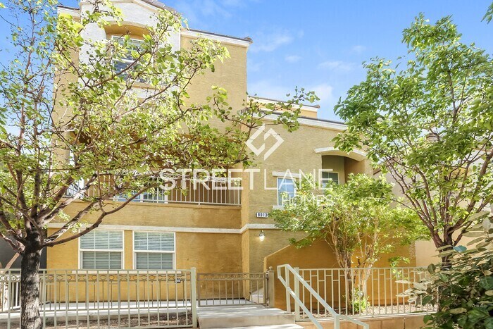 Primary Photo - REDUCED! Tri-Level 4 Bedroom Ready to Call...