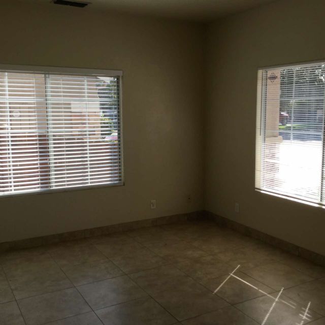 Building Photo - 2501 Vienna Ct