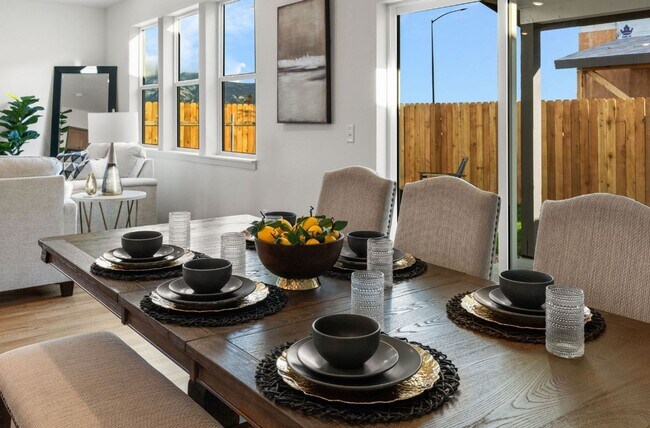 Foto del edificio - New construction!