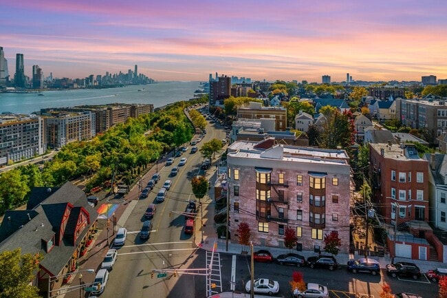 Building Photo - 963-965-965 JFK Blvd E