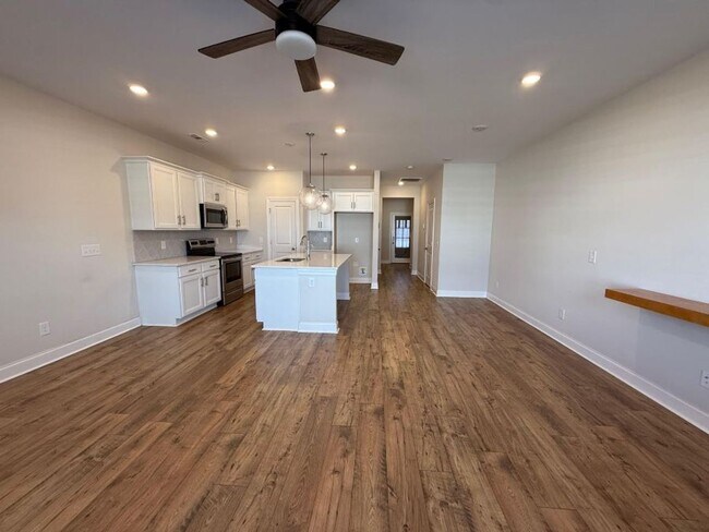 Foto del edificio - 5750 Dockside Dr