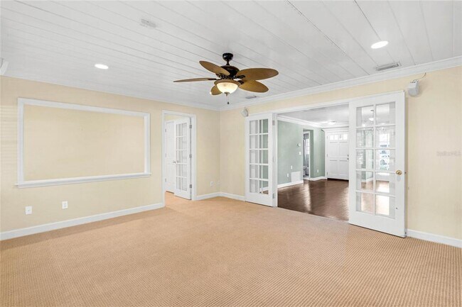 Building Photo - 2509 Azalea Ave