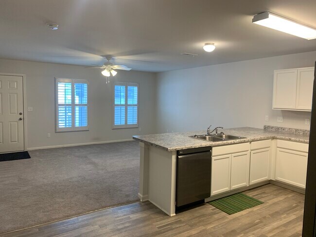 Living Room/Kitchen - 3109 Pine Run Dr