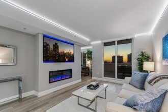 Building Photo - 255 Evernia St