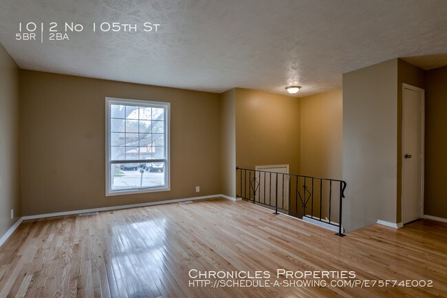 Foto del edificio - 1012 N 105th St