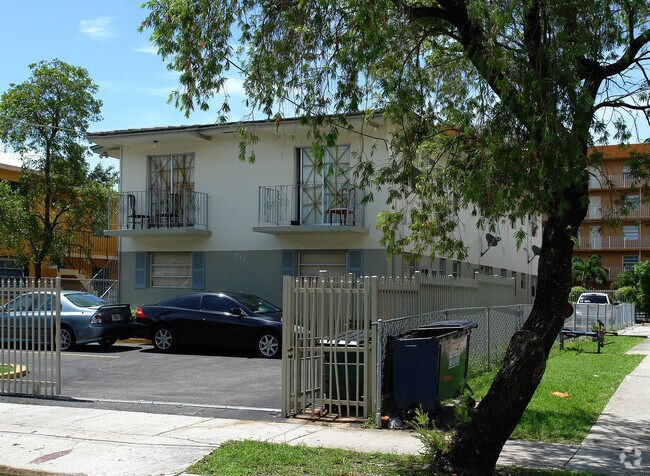 Building Photo - Riverview Quarters