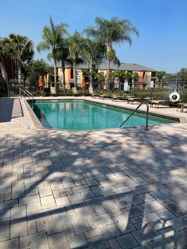 Building Photo - 10873 Windsor Walk Dr