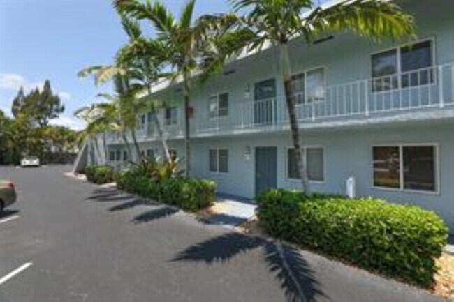 Foto del edificio - 1311 NE 18th St