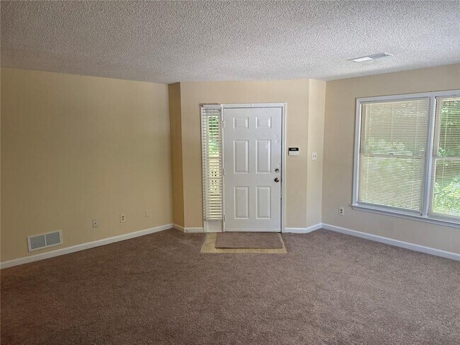 Foto del edificio - 1600 Oakpoint Dr SW