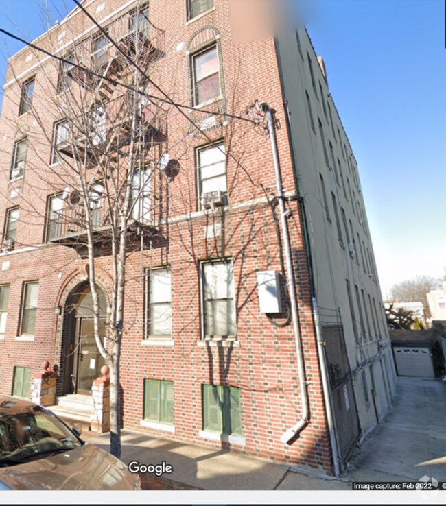 Williamsbridge Apartments for Rent with Hardwood Floors Bronx, NY 1