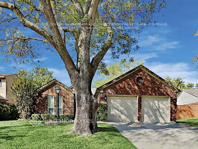 Building Photo - 5005 Colonial Dr