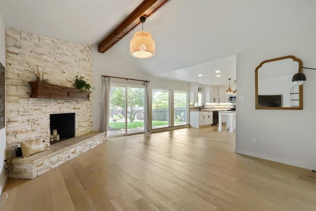Building Photo - 1602 Thornridge Rd