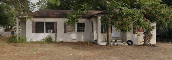 Building Photo - 203 Moates St