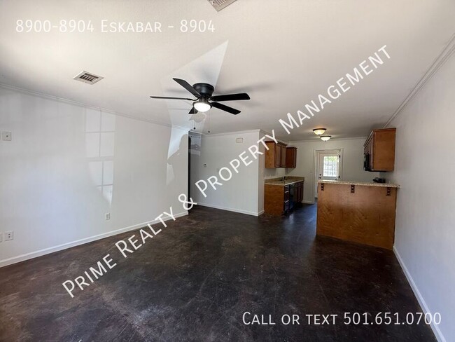 Foto del edificio - 8900-8904 Eskabar-8904