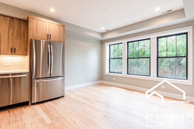 Building Photo - 2457 W Logan Blvd