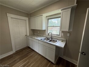Building Photo - 257 Arch St