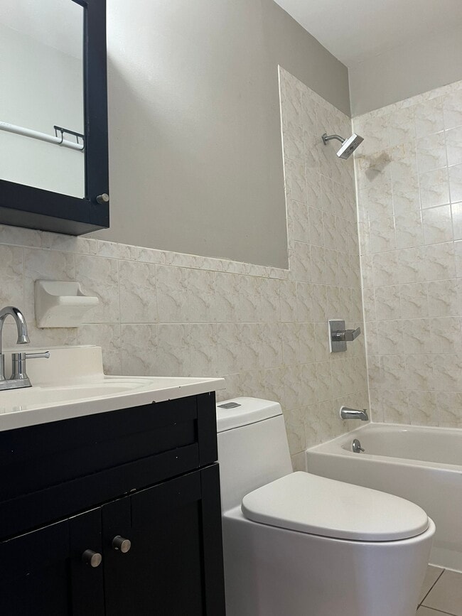 Foto del edificio - 50 Atlantic St