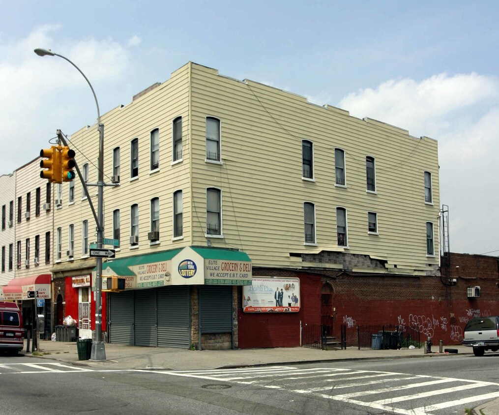 Primary Photo - 107 wilson ave