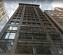 Building Photo - 6 E Monroe St
