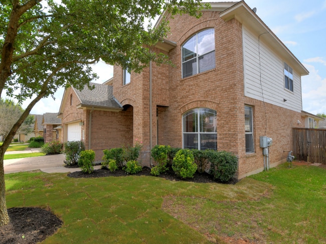 Building Photo - 3664 Rosalina Loop
