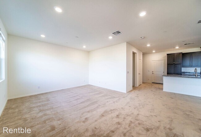 Building Photo - 2 br, 2.5 bath House - 7070 Vernazza Pl