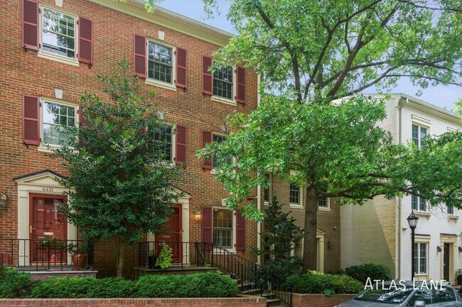 Building Photo - Professionally Managed Home In Gated  Comm...