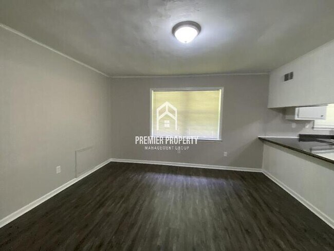 Foto del edificio - 3780 Vanderwood Dr