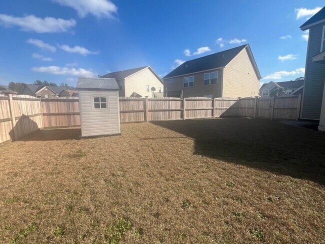 Foto del edificio - 3625 Galloway Ln