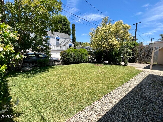 Foto del edificio - 3718 3rd Ave