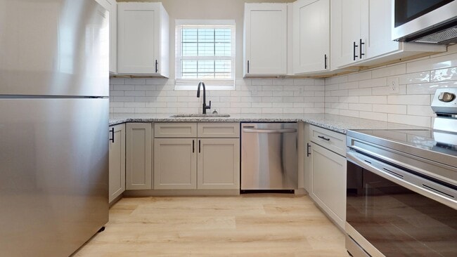 Fully Renovated Kitchen - Augusta Square