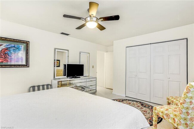 Building Photo - 4602 W Coral Cir