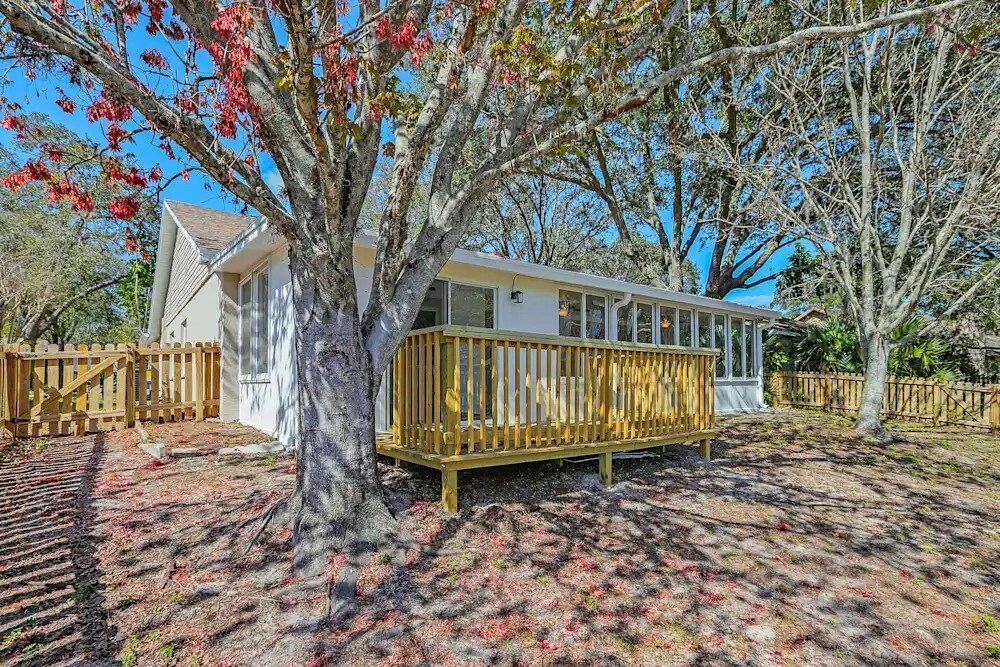 Foto del edificio - 210 S Gladstone Ave