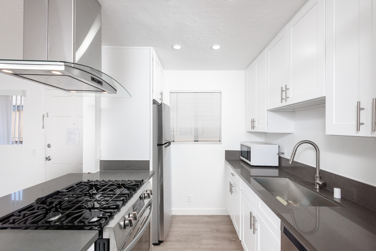 brand new kitchen + appliances - 3440 E Ransom St