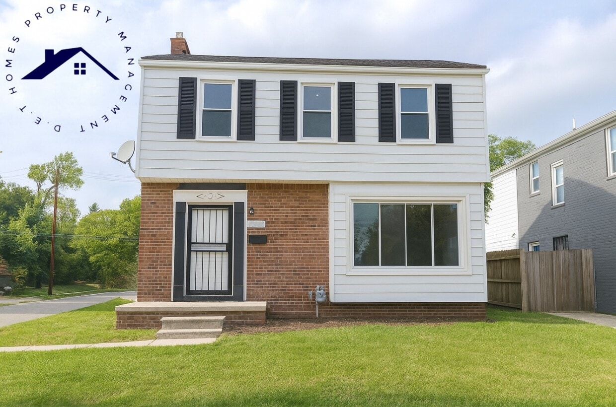 Primary Photo - 10636 Outer Dr W