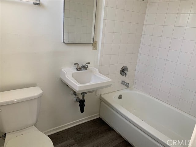 Building Photo - 404 S 5th Ave