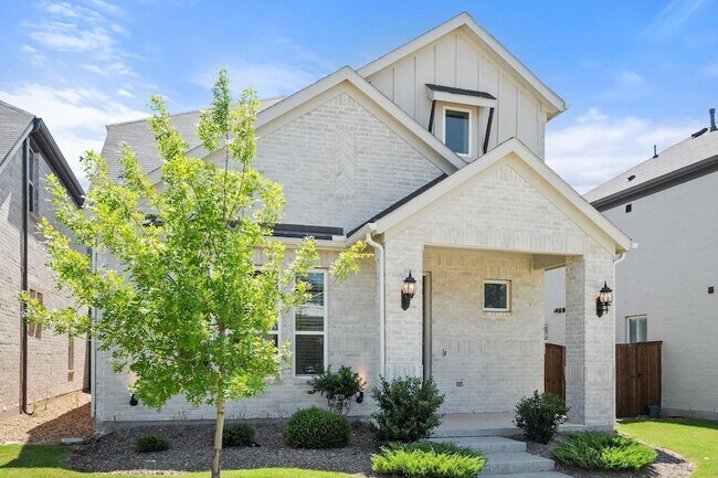 Building Photo - 10838 Downy Cup Dr