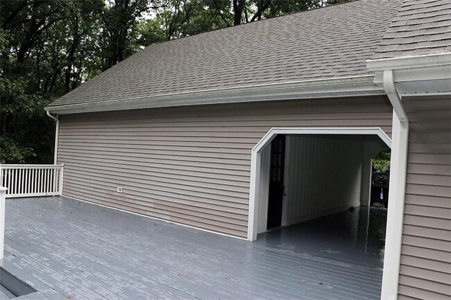 Building Photo - 52 Charcalee Dr