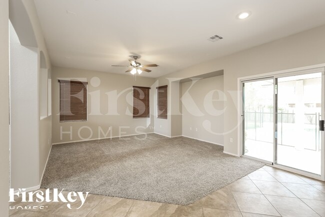 Building Photo - 1031 Dawn Valley Dr